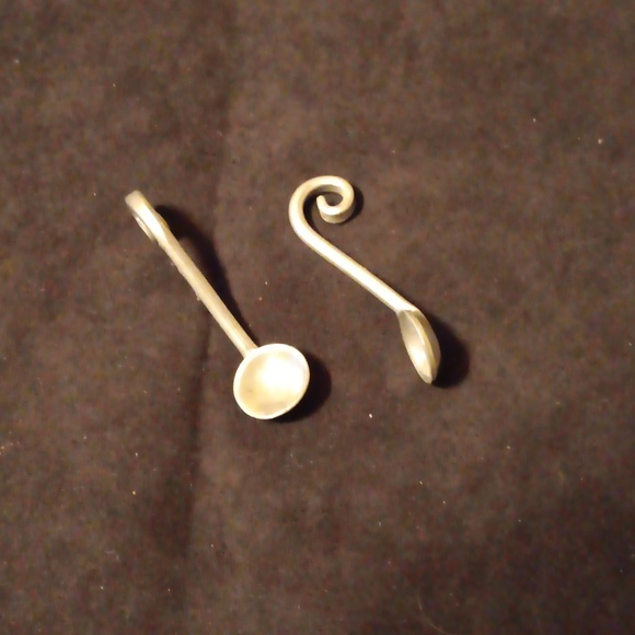 Vintage Glass Open Salt Cellar Bowls and Spoons Collection - Picture 7 of 8